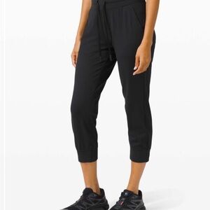 Lululemon Ready To Rulu Joggers Crop Black Size 4